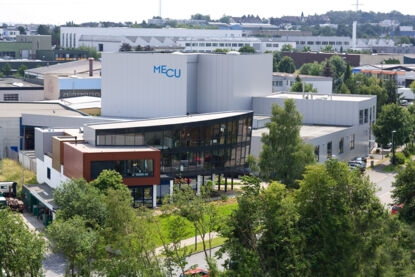 MECU Metallhalbzeug GmbH & Co. KG MECU Logo