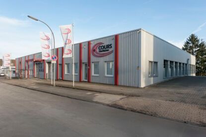 Cours GmbH & Co. KG  Cours Logo